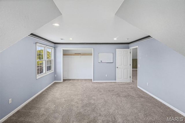 2100 Steinkoenig School Road, Highland, IL 62249