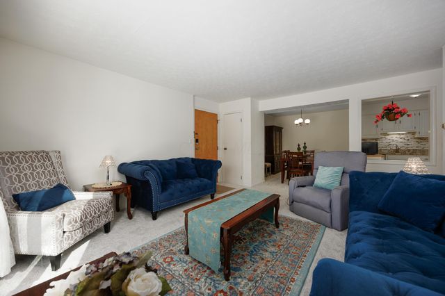 5275 Portland Street, 202, Columbus, OH 43235