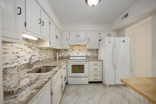 5275 Portland Street, 202, Columbus, OH 43235