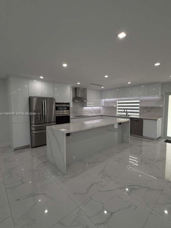 19020 SW 91st Ave ., Cutler Bay, FL 33157