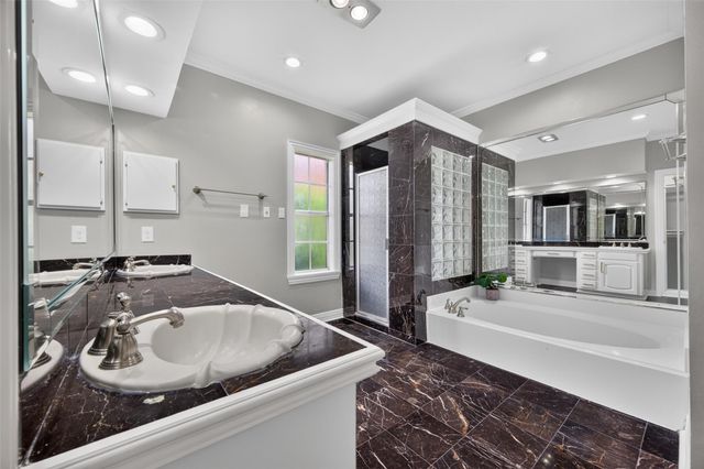 45 Clansmoor Court, Sugar Land, TX 77479
