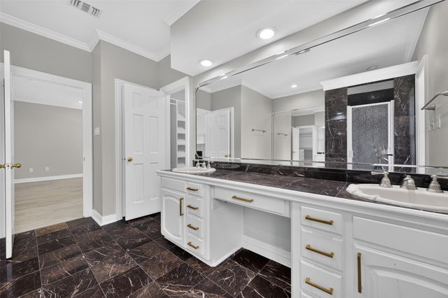 45 Clansmoor Court, Sugar Land, TX 77479