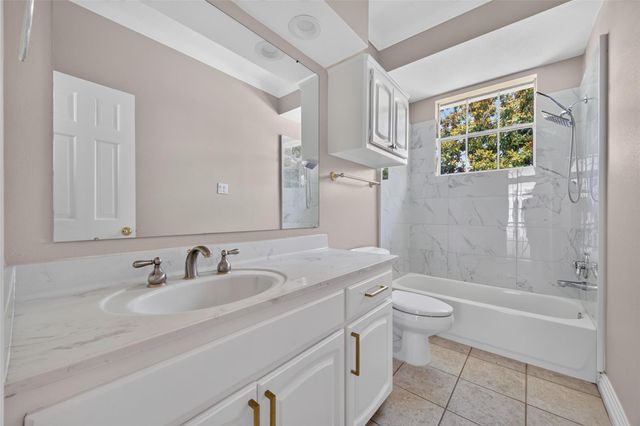 45 Clansmoor Court, Sugar Land, TX 77479
