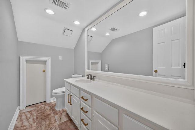 45 Clansmoor Court, Sugar Land, TX 77479