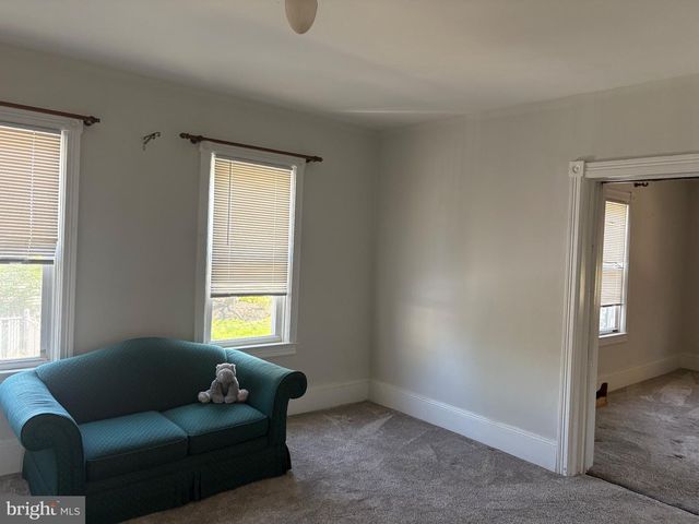 11 LINCOLN AVE, Ivyland, PA 18974