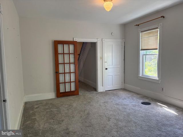 11 LINCOLN AVE, Ivyland, PA 18974