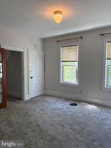 11 LINCOLN AVE, Ivyland, PA 18974