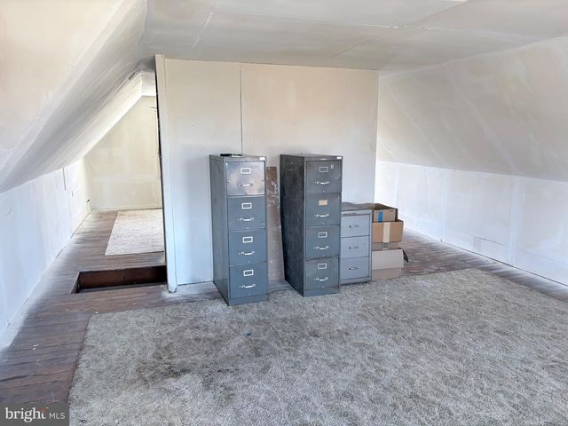 11 LINCOLN AVE, Ivyland, PA 18974