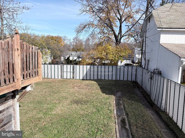 11 LINCOLN AVE, Ivyland, PA 18974