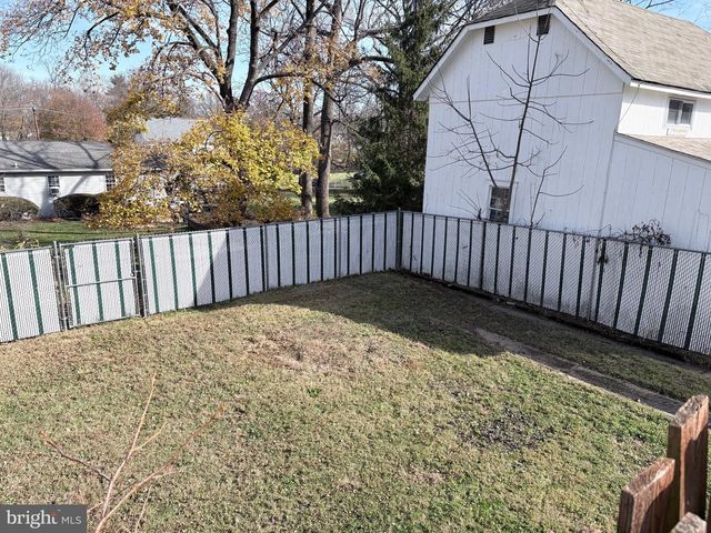 11 LINCOLN AVE, Ivyland, PA 18974