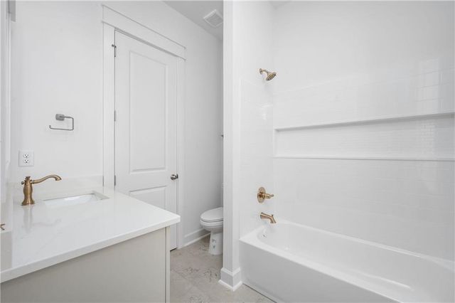 6346 Hillcrest Trace Drive, Mobile, AL 36609