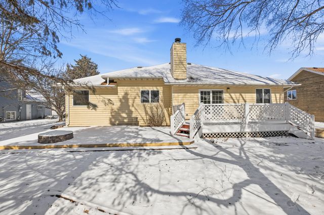 2412 Goettens Way, Saint Cloud, MN 56301