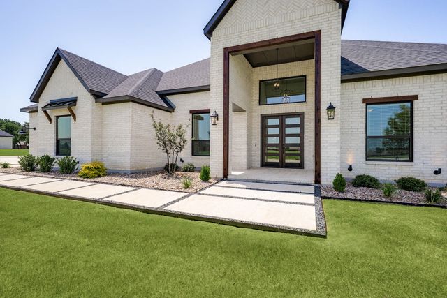 100 Wild Plum Drive, Krugerville, TX 76227