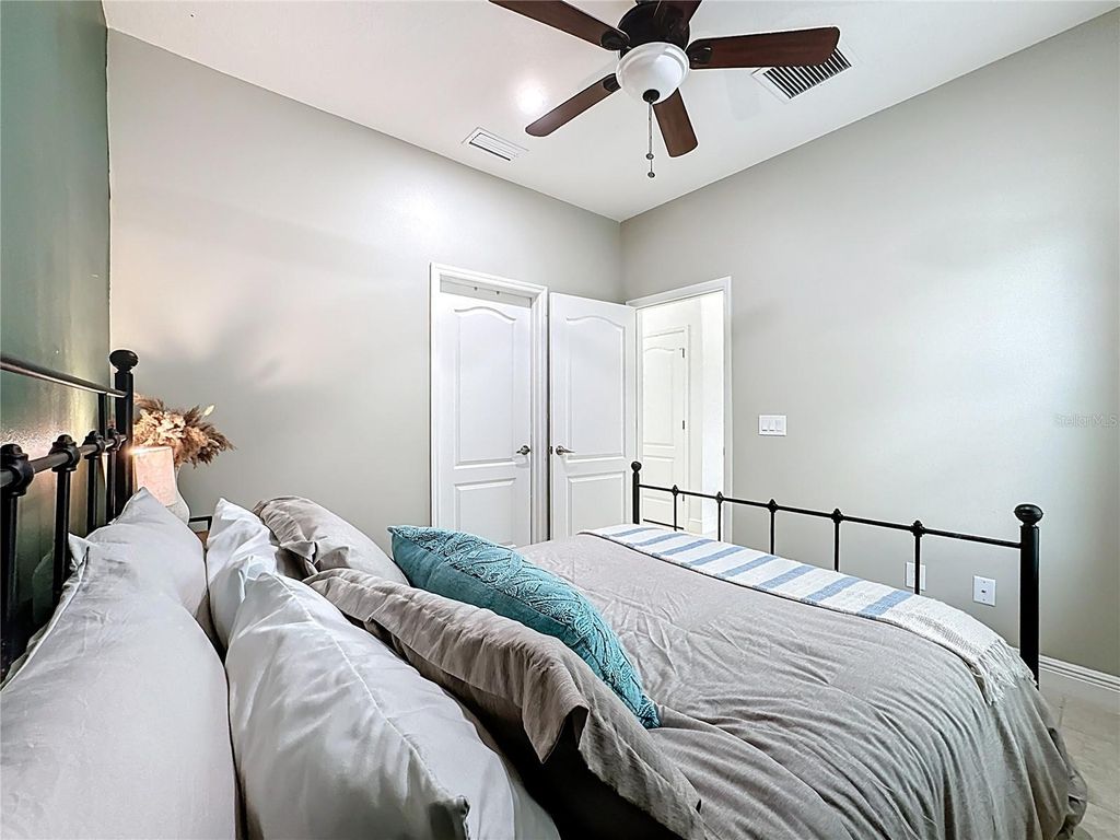 Image 22 of property listing at 13462 OLD CREEK COURT, Parrish, FL 34219