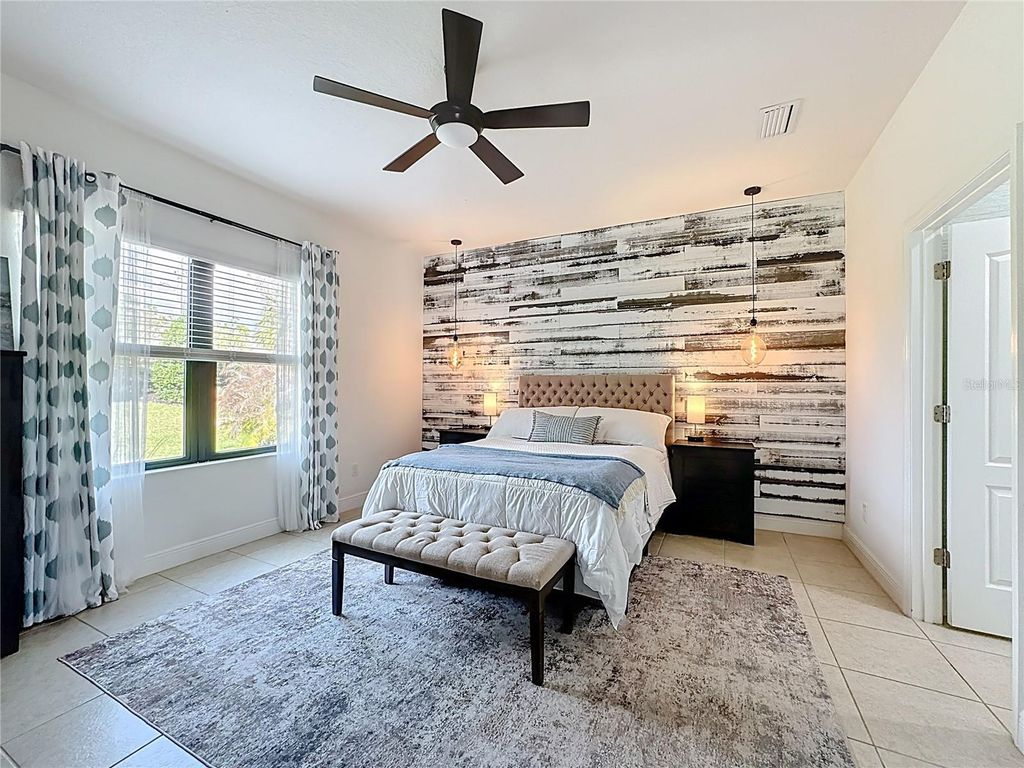 Image 27 of property listing at 13462 OLD CREEK COURT, Parrish, FL 34219