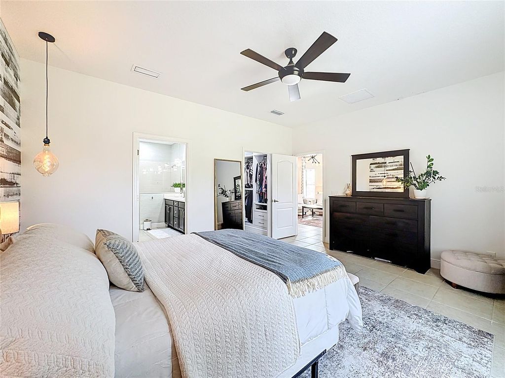 Image 29 of property listing at 13462 OLD CREEK COURT, Parrish, FL 34219