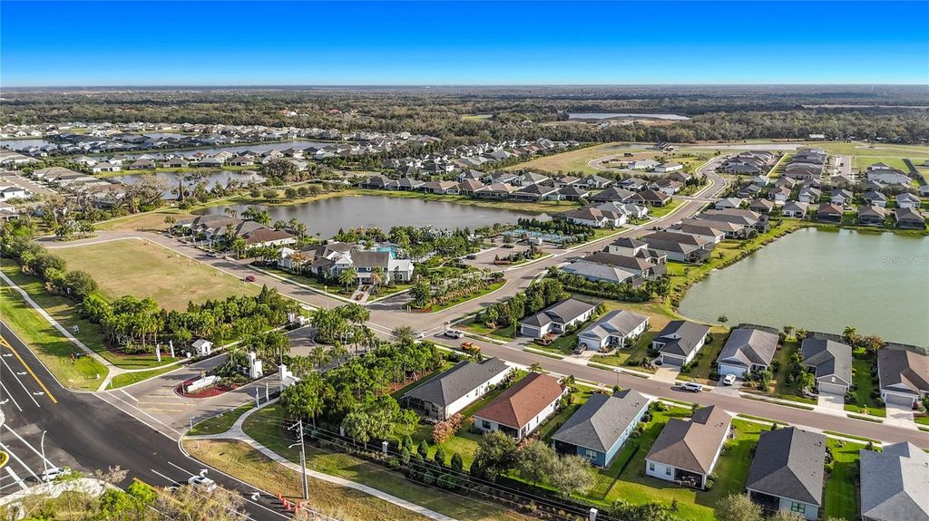 Image 45 of property listing at 13462 OLD CREEK COURT, Parrish, FL 34219