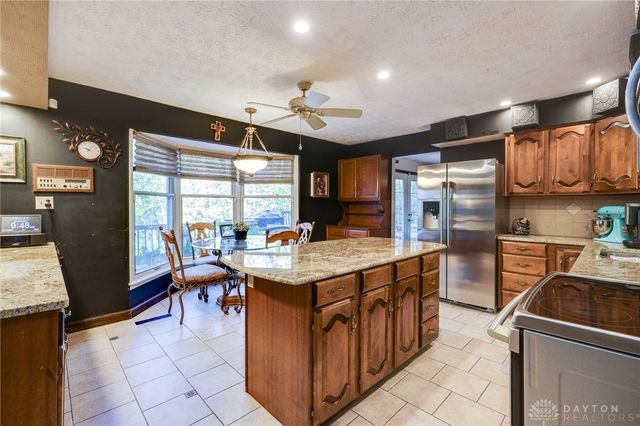 9161 Old Stage Road, Waynesville, OH 45068