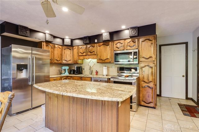 9161 Old Stage Road, Waynesville, OH 45068