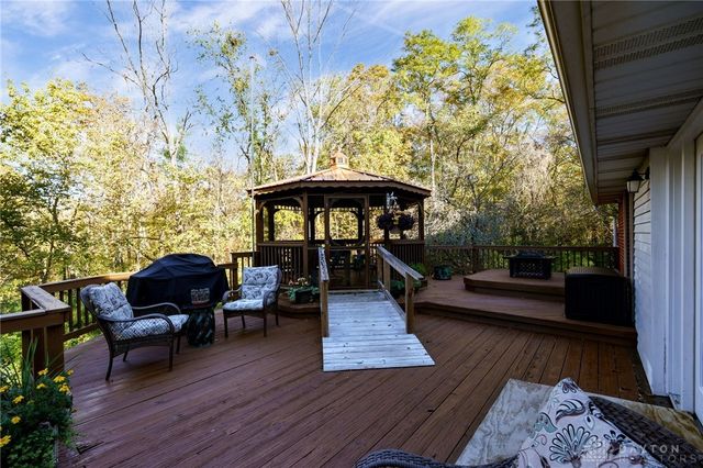 9161 Old Stage Road, Waynesville, OH 45068