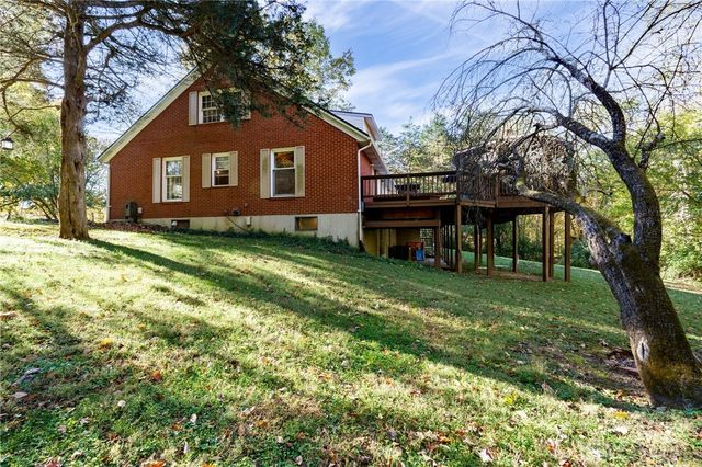 9161 Old Stage Road, Waynesville, OH 45068