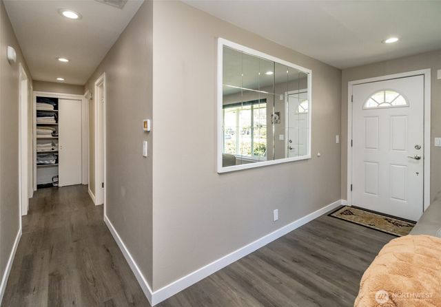 1627 S Verde Street, Tacoma, WA 98405