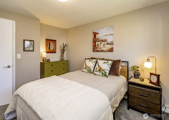 1627 S Verde Street, Tacoma, WA 98405