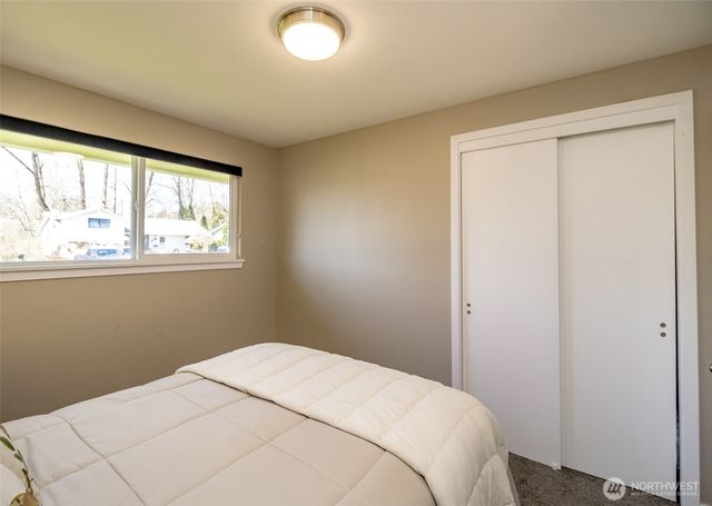 1627 S Verde Street, Tacoma, WA 98405