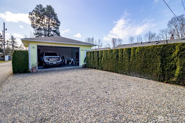 1627 S Verde Street, Tacoma, WA 98405