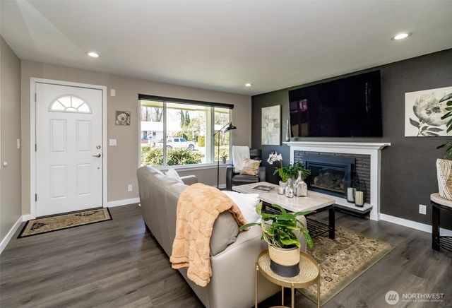 1627 S Verde Street, Tacoma, WA 98405