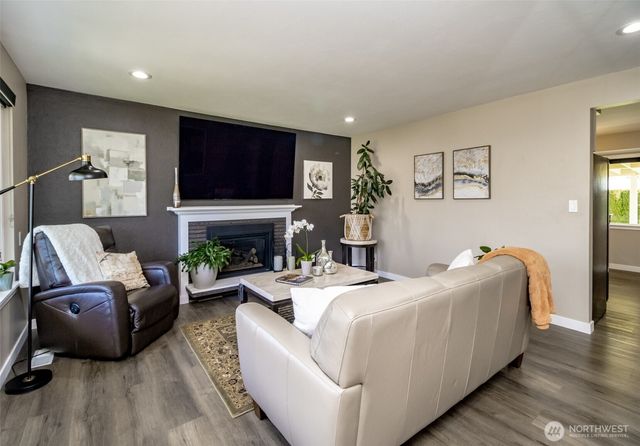 1627 S Verde Street, Tacoma, WA 98405