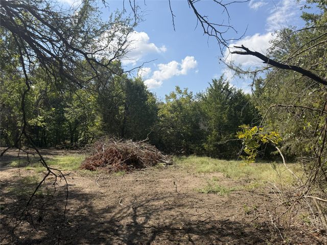 2013 Hoopers Court, Weatherford, TX 76085