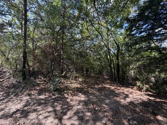 2013 Hoopers Court, Weatherford, TX 76085