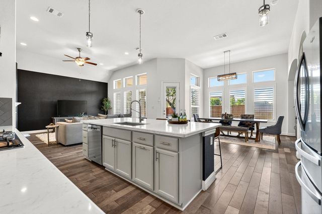 15704 Cinca Terra DR, Austin, TX 78738
