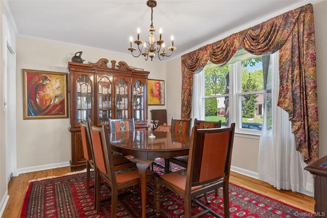 25 Frederick Lane, Scarsdale, NY 10583