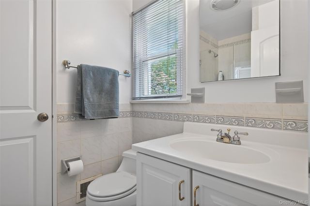 25 Frederick Lane, Scarsdale, NY 10583