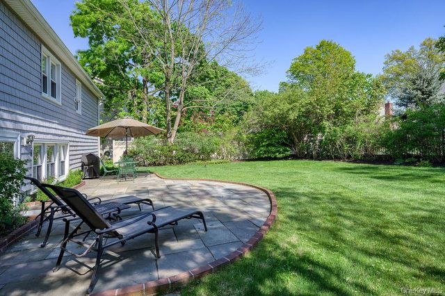 25 Frederick Lane, Scarsdale, NY 10583