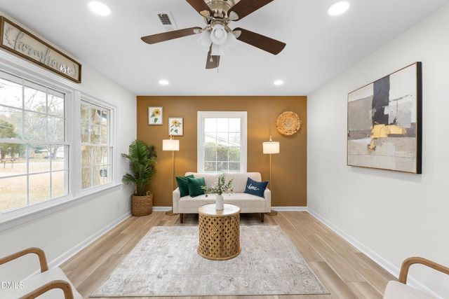 2806 Kendale Drive, Sanford, NC 27332