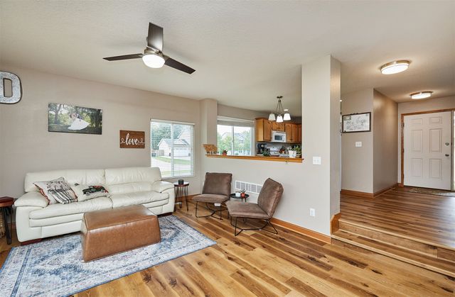 520 SE Murphy Drive, Waukee, IA 50263