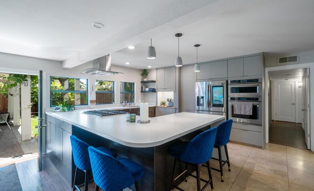 1745 W San Madele Avenue, Fresno, CA 93711