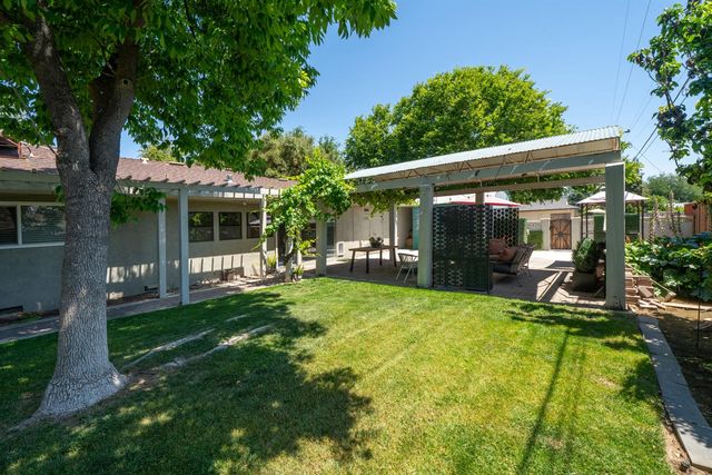1745 W San Madele Avenue, Fresno, CA 93711