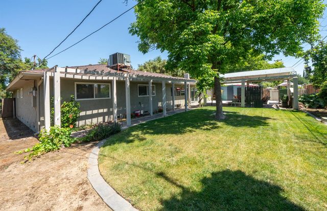 1745 W San Madele Avenue, Fresno, CA 93711