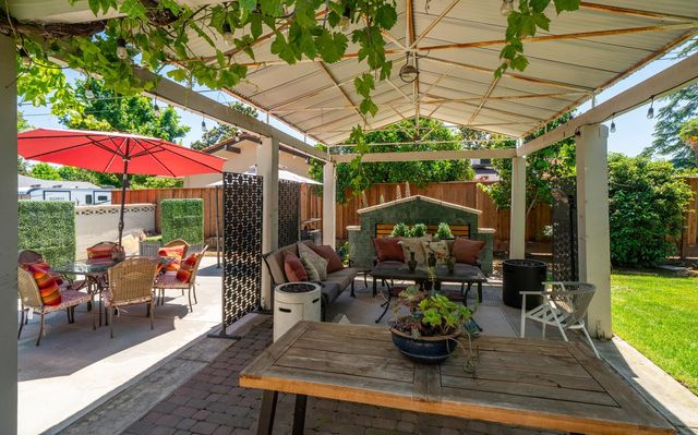 1745 W San Madele Avenue, Fresno, CA 93711