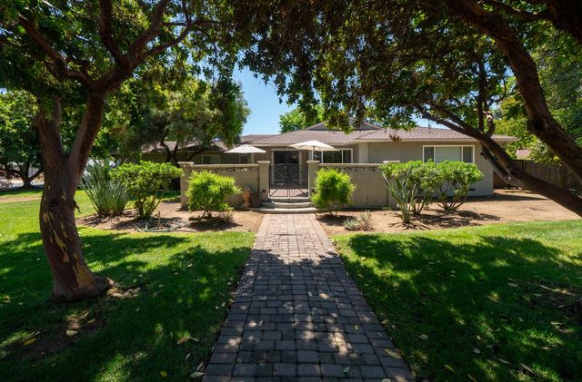 1745 W San Madele Avenue, Fresno, CA 93711