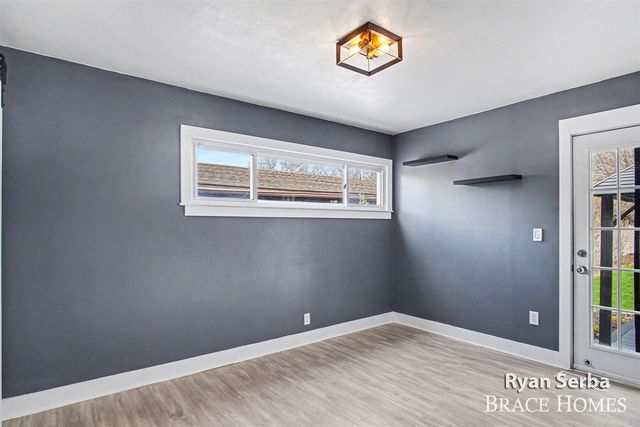 1009 Drexel Drive, Grand Rapids, MI 49505