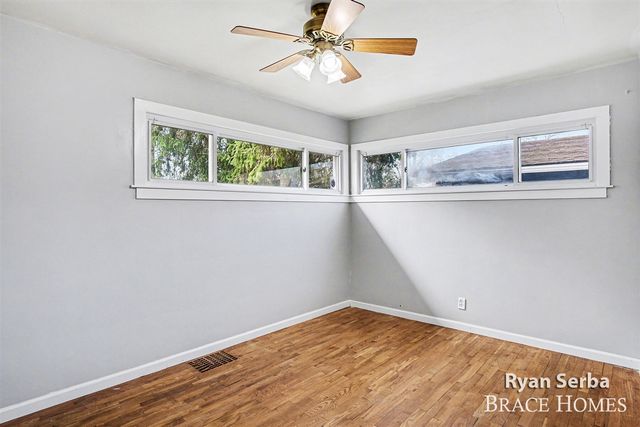 1009 Drexel Drive, Grand Rapids, MI 49505