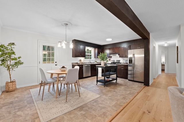 410 Bardwood Lane, Hixson, TN 37343