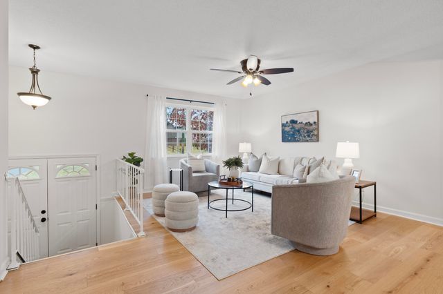 410 Bardwood Lane, Hixson, TN 37343