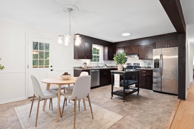 410 Bardwood Lane, Hixson, TN 37343