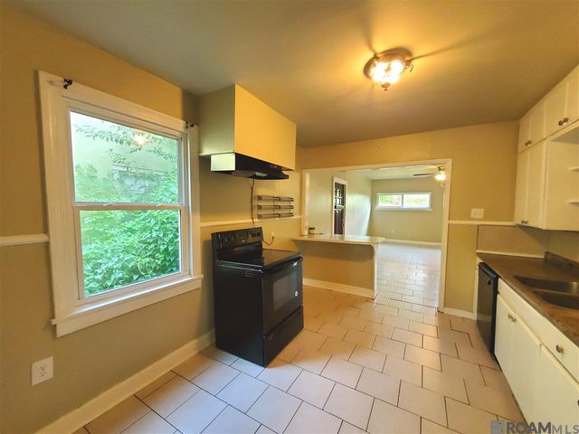 856 Iris, Baton Rouge, LA 70802
